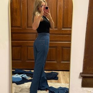 Women's High Rise Denim Jeans in Blue